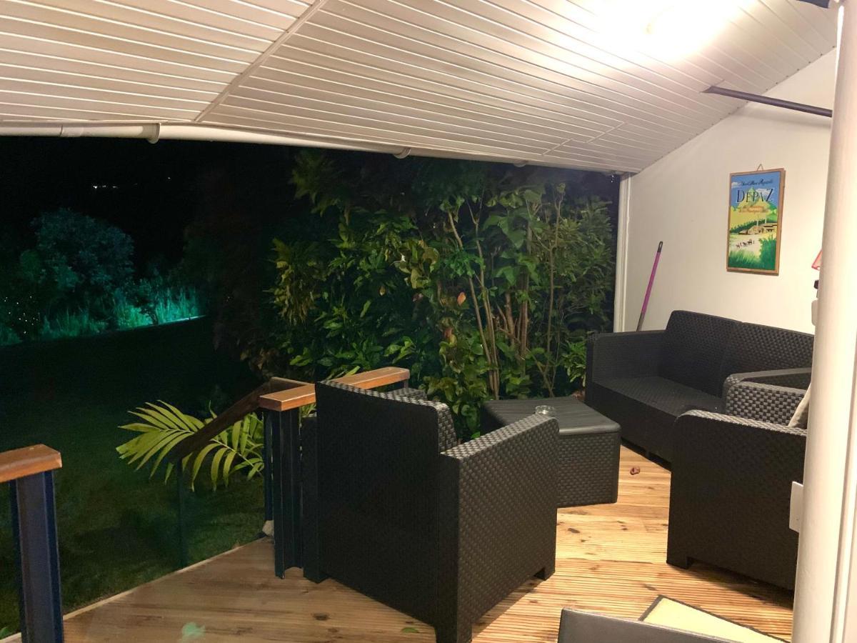 Lodge Colibris Piscine Privee Vue Panoramique Mer Et Montagne Pelee , 500 M Plage Dans Un Parc , Calme Assure Ideal Pour Decouvrir Le Nord Caraibes ル・カルベ エクステリア 写真